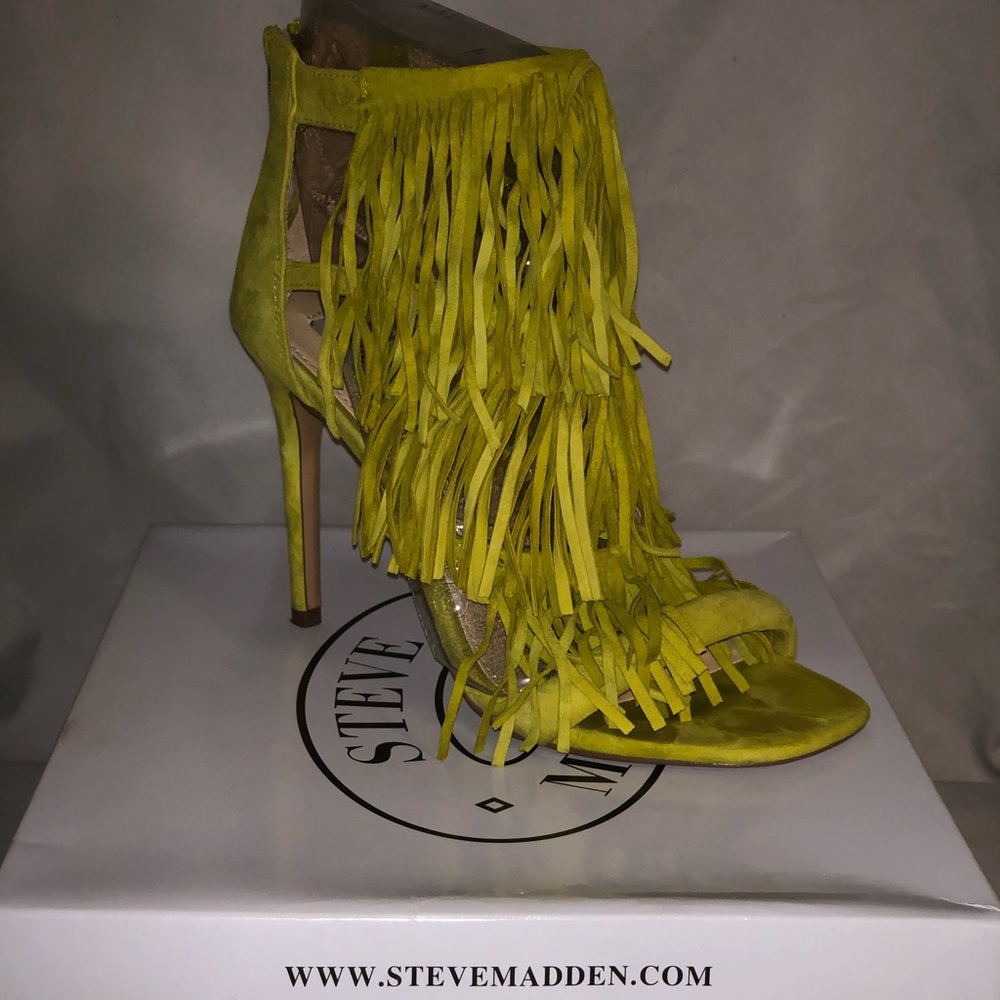 Steve Madden Fringly